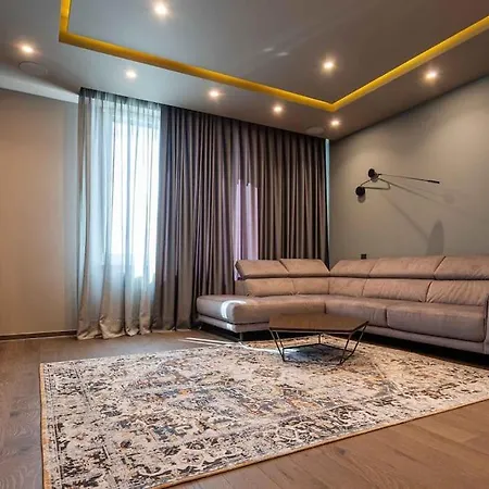 Apartment Luxury In The Superb Location